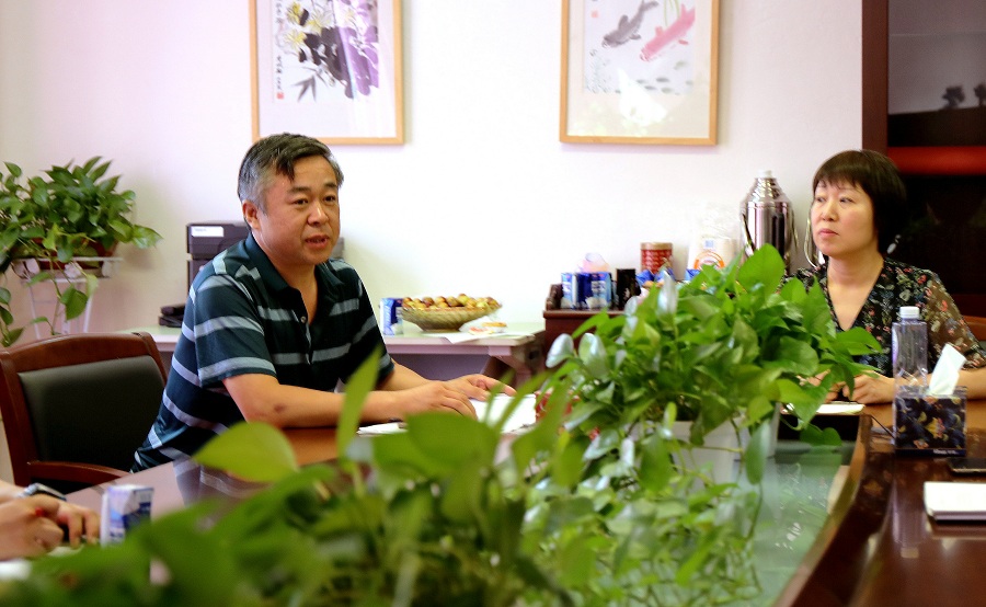 嘉铭分校举办特级教师进校园听评课教研活动