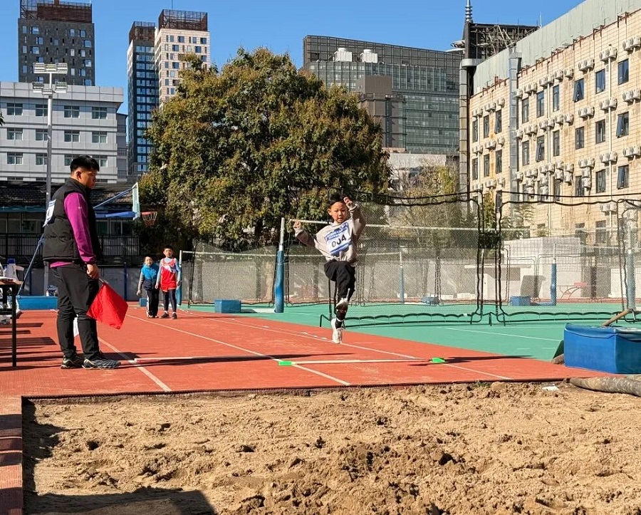 6运动展风采--封面